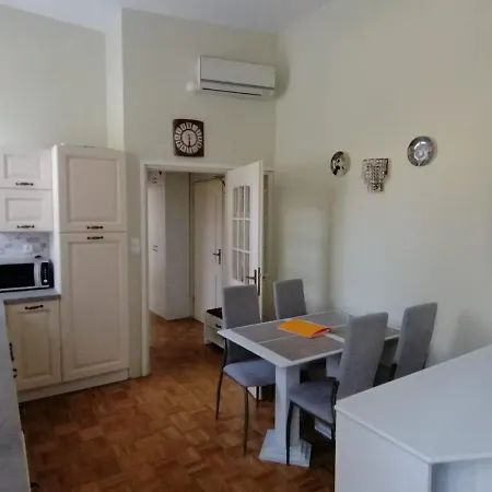 Rogashka One Bedroom *