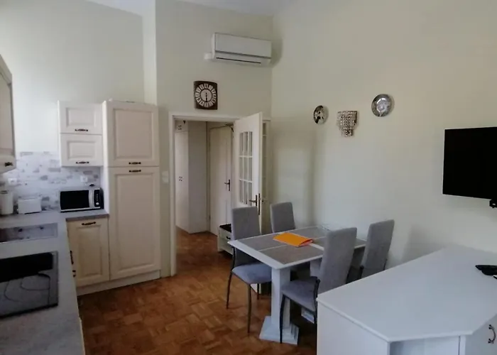 Rogashka One Bedroom *